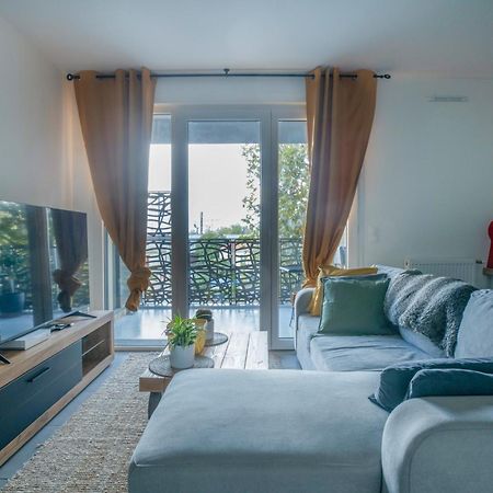 T2 Cosy Bordeaux - Tram & Parking Apartment Cenon Bagian luar foto