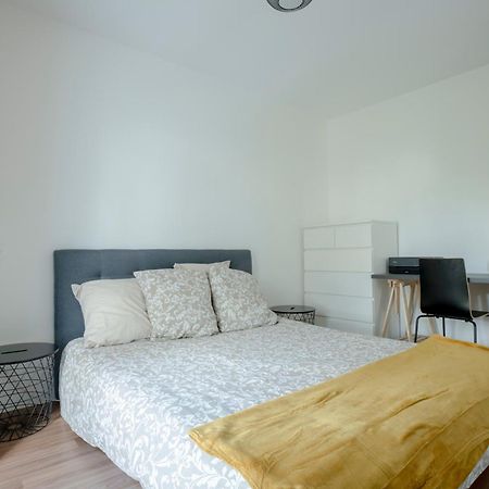 T2 Cosy Bordeaux - Tram & Parking Apartment Cenon Bagian luar foto