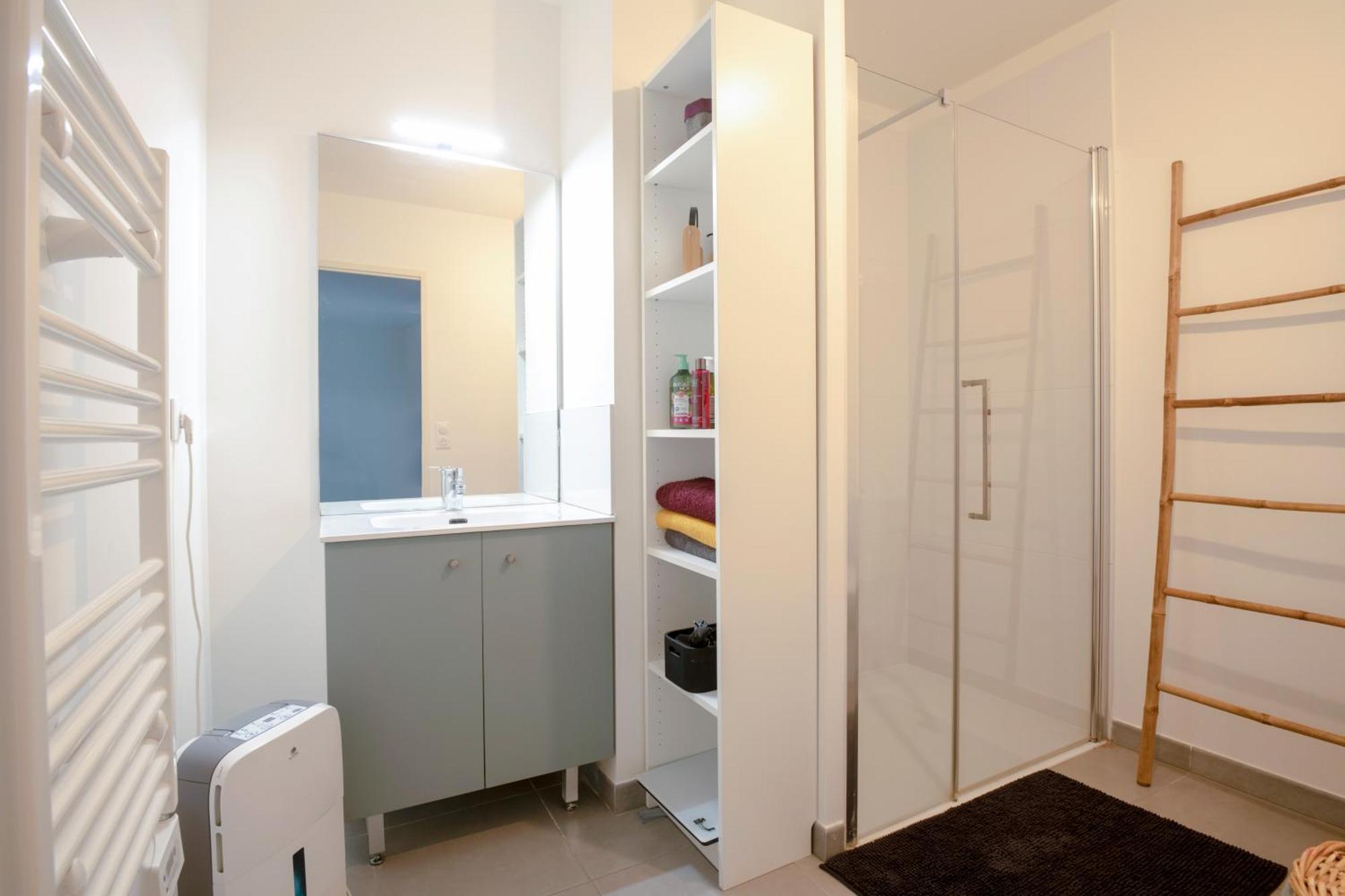 T2 Cosy Bordeaux - Tram & Parking Apartment Cenon Bagian luar foto